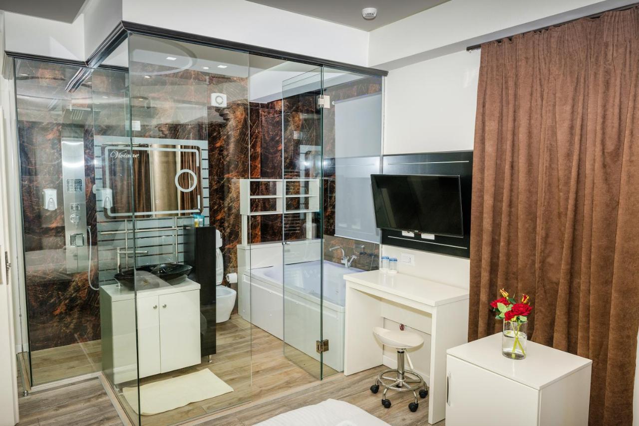 Hotel Pazari & Apartments Корча Екстериор снимка