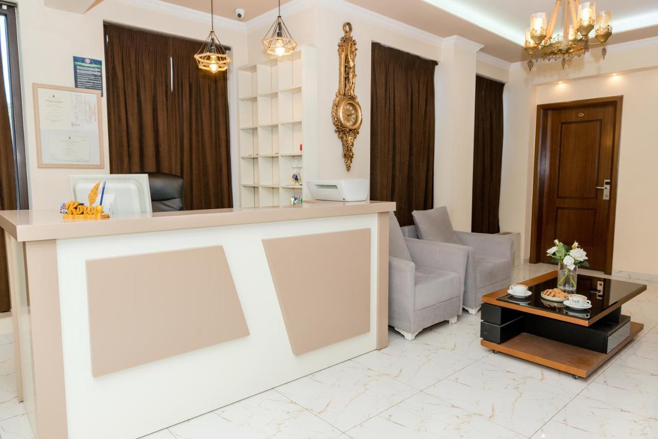 Hotel Pazari & Apartments Корча Екстериор снимка